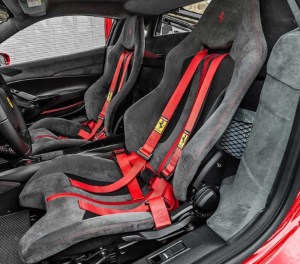 Ferrari 488 Pista 4 Points OEM Racing Harness (Red)