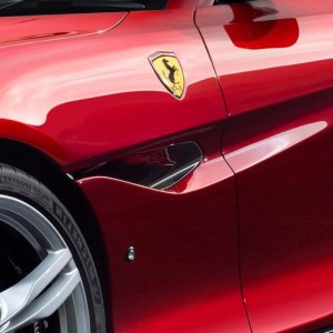 Ferrari Portofino Carbon Fiber Fender Air Inlets