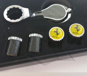 Carbon Fiber Stem Cap with Anti-Theft Lock (All Ferrari Models)