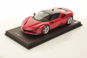 Ferrari SF90 Rosso Corsa / Nero DS 1250 1:18 - from MR Collection - FE028A